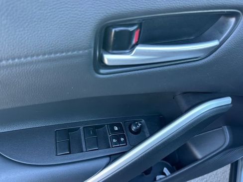 Certified 2025 Toyota Corolla Cross XLE w/ Convenience Package image 12