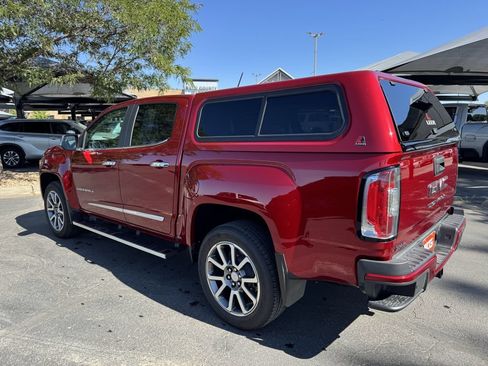 Used 2022 GMC Canyon Denali AWD/4WD image 7