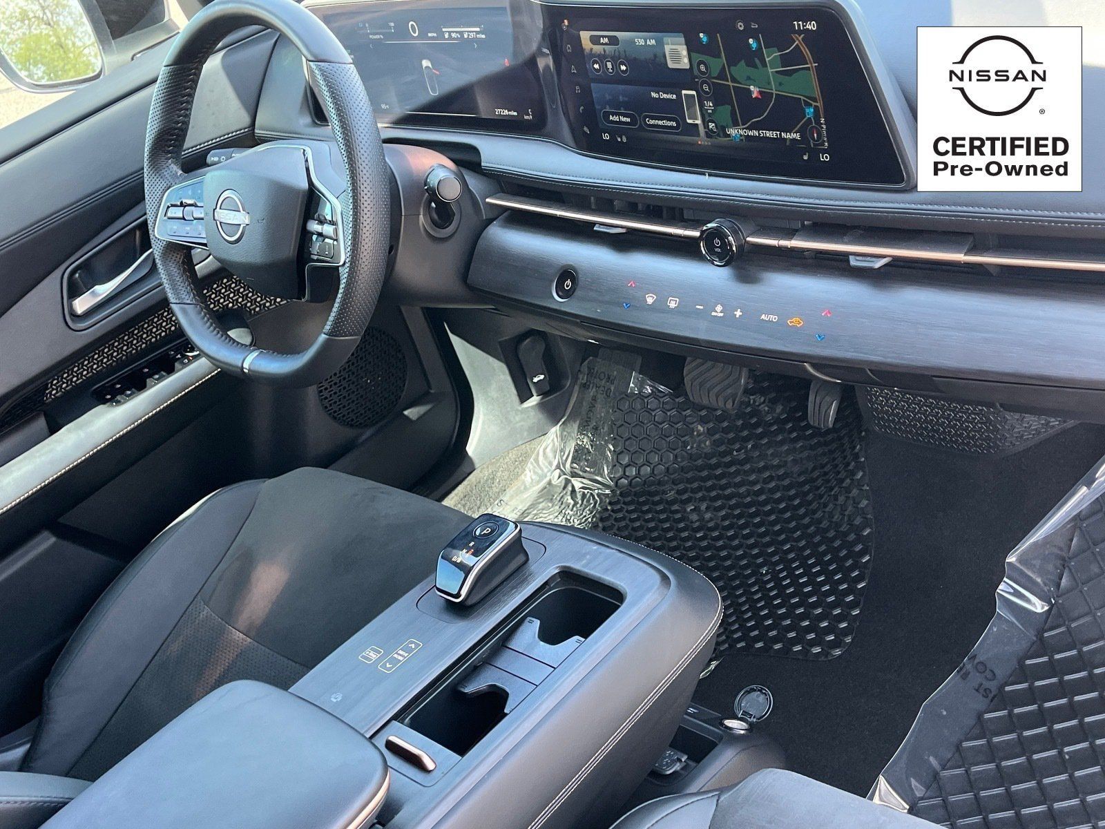 Certified 2025 Nissan Ariya FWD image 9