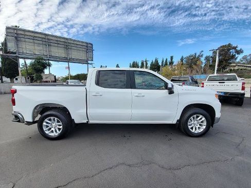 Used 2022 Chevrolet Silverado 1500 LT image 9
