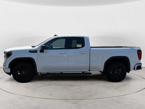 Used 2023 GMC Sierra 1500 Elevation AWD/4WD image 2