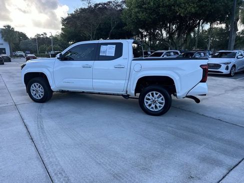 Used 2024 Toyota Tacoma SR5 RWD image 32