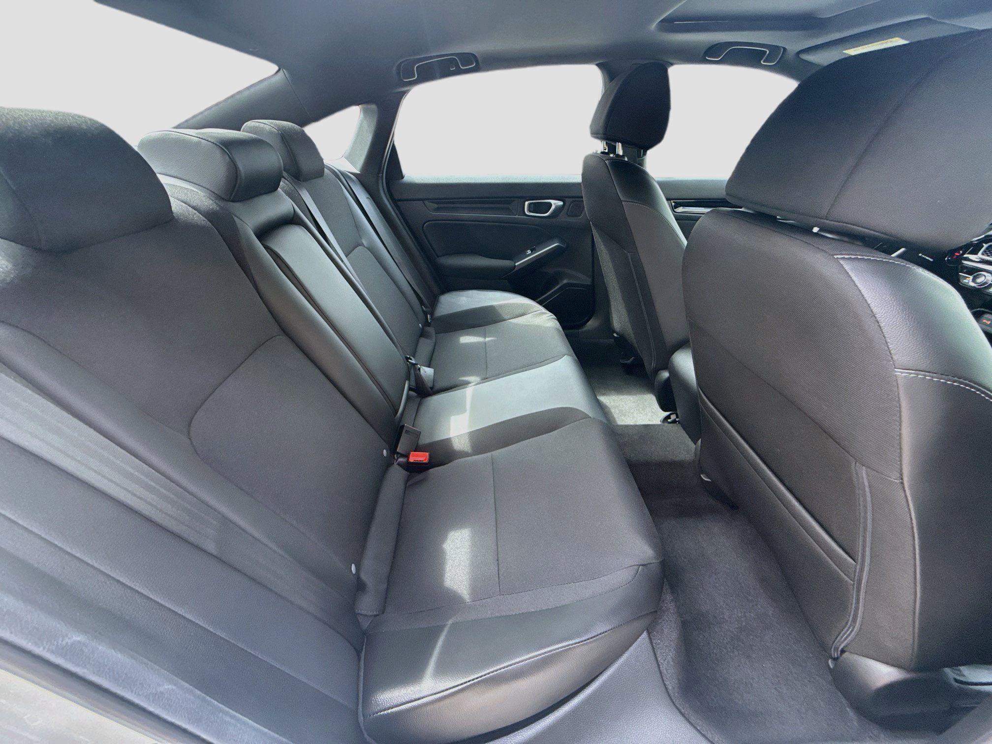 Certified 2025 Honda Civic Sport image 27