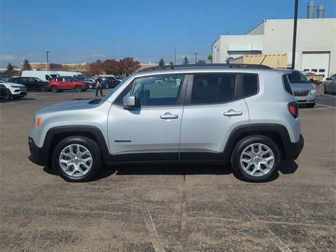 Certified 2015 Jeep Renegade Latitude image 6