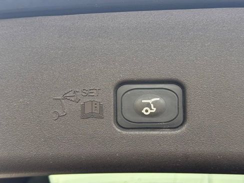 Used 2024 Lincoln Nautilus Black Label image 33