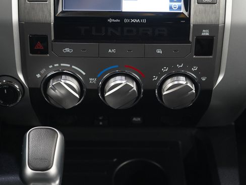 Used 2018 Toyota Tundra SR5 image 16