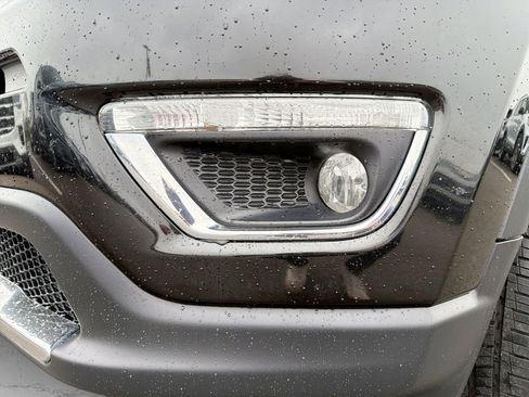 Used 2018 Jeep Compass Limited AWD/4WD image 12