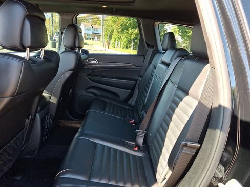 Used 2019 Jeep Grand Cherokee Limited X image 20