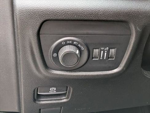 Certified 2023 Jeep Grand Cherokee Altitude AWD/4WD image 15