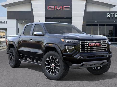 New 2026 GMC Canyon Denali image 7