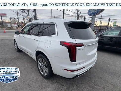 Used 2021 Cadillac XT6 Premium Luxury AWD/4WD image 3