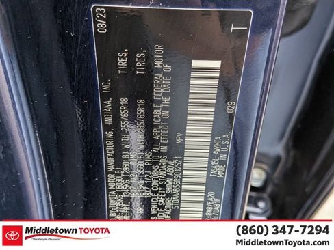 Certified 2024 Toyota Grand Highlander XLE image 39