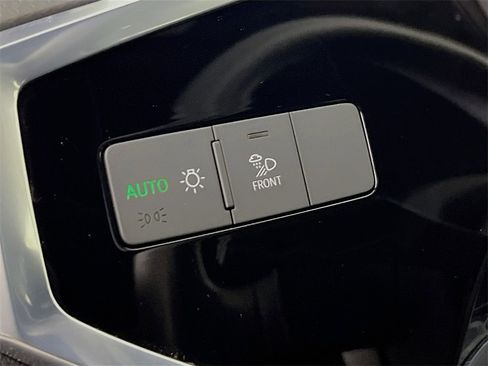 Used 2022 Audi Q3 2.0T Premium Plus image 10