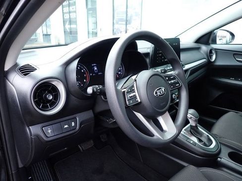 Certified 2021 Kia Forte LXS image 14