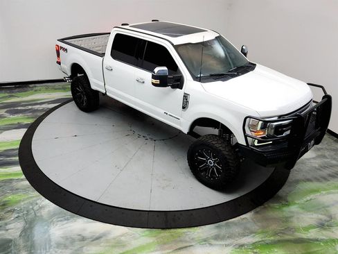 Used 2022 Ford F250 Platinum AWD/4WD image 34