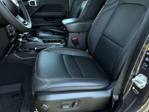 New 2026 Jeep Gladiator Sport image 21