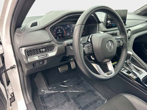 Certified 2025 Acura Integra A-Spec image 18