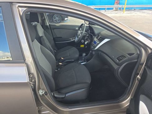 Used 2014 Hyundai Accent GS FWD image 5
