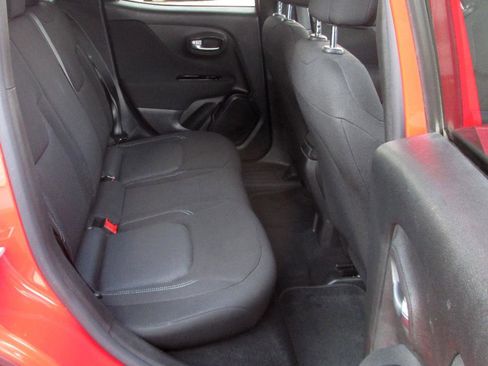 Used 2020 Jeep Renegade Sport image 14