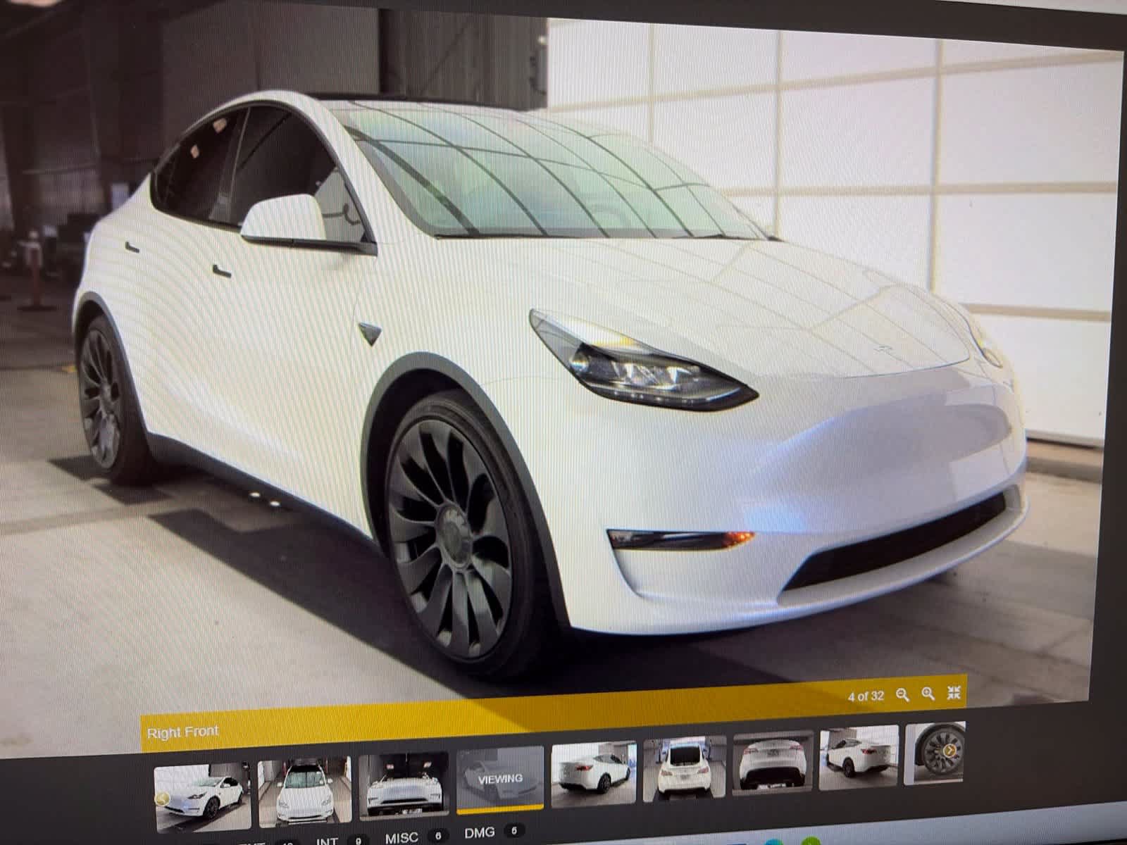 Used 2023 Tesla Model Y Performance AWD/4WD image 2