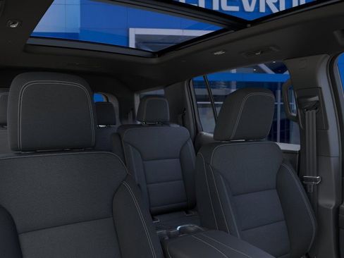 New 2026 Chevrolet Traverse LT image 26