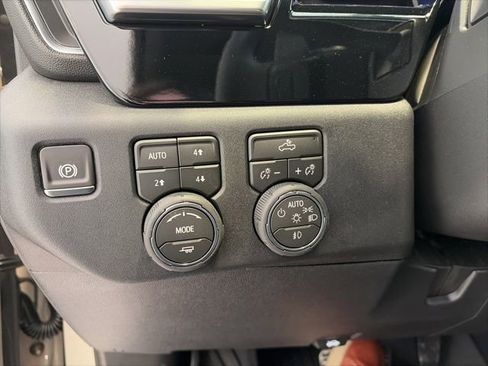 New 2026 Chevrolet Silverado 1500 RST AWD/4WD image 16