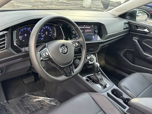 Used 2021 Volkswagen Jetta SEL FWD image 32