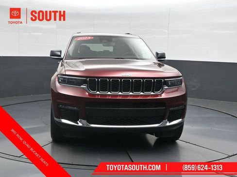 Used 2023 Jeep Grand Cherokee L Limited AWD/4WD image 5