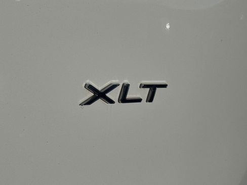 Used 2023 Ford Transit 350 XLT image 14