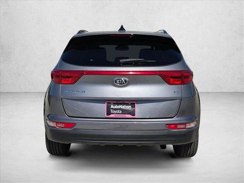 Used 2019 Kia Sportage EX w/ EX Premium Package FWD image 7