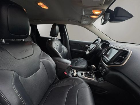 Used 2014 Jeep Cherokee Limited w/ Technology Group FWD image 10