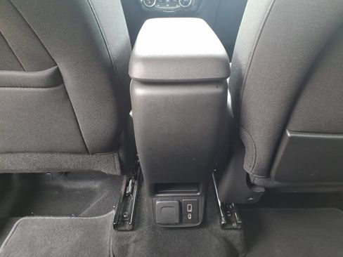 Used 2024 Chevrolet TrailBlazer LT w/ Convenience Package AWD/4WD image 31