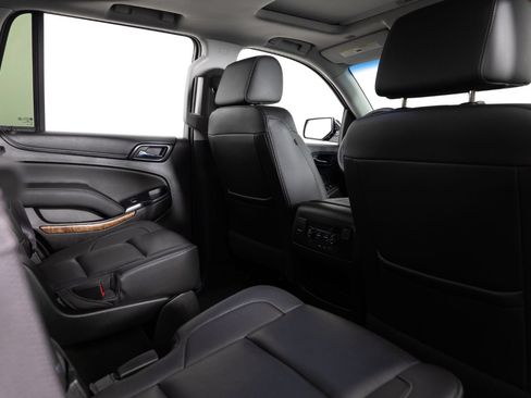 Used 2017 Chevrolet Tahoe Premier AWD/4WD image 25