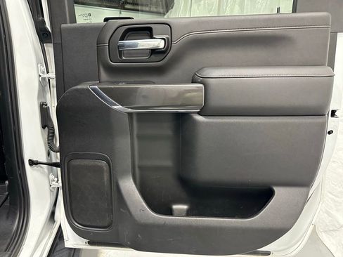 Used 2022 GMC Sierra 2500 AT4 image 50