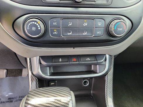 Used 2018 Chevrolet Colorado W/T w/ WT Convenience Package RWD image 23