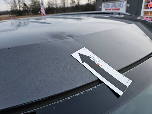 Used 2018 Ford Explorer XLT w/ Equipment Group 202A image 89