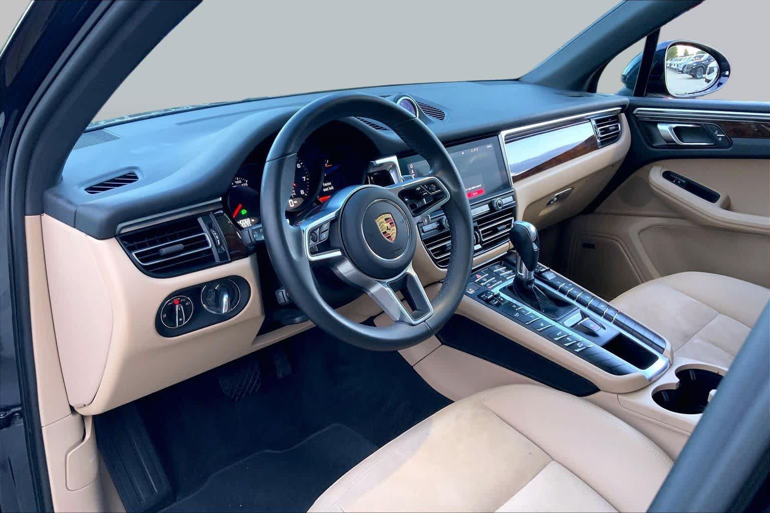 Used 2021 Porsche Macan AWD/4WD image 17
