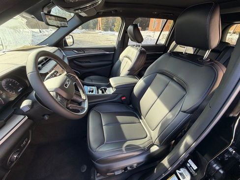 New 2026 Jeep Grand Cherokee Limited image 15