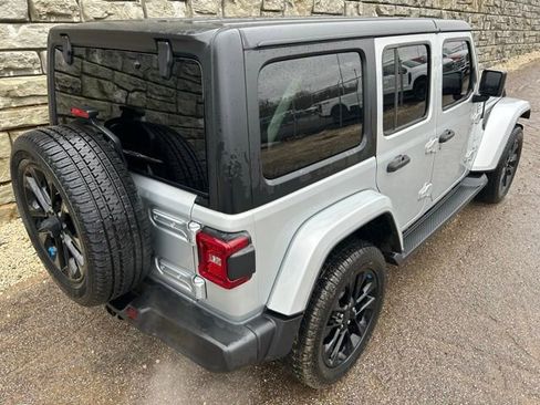 Used 2023 Jeep Wrangler Unlimited Sahara w/ Cold Weather Group image 5