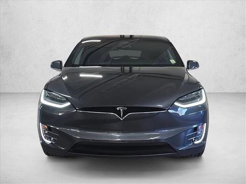 Used 2020 Tesla Model X Long Range image 2