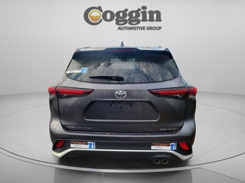 Used 2025 Toyota Highlander XSE image 5