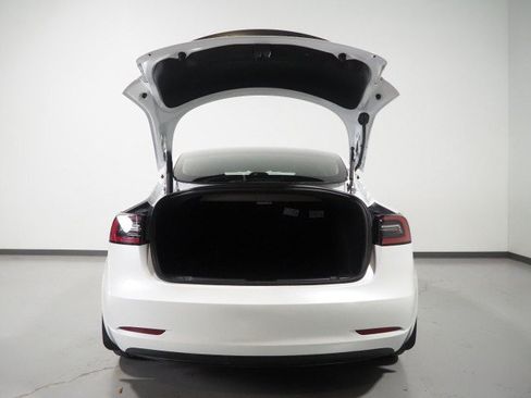 Used 2023 Tesla Model 3 Performance AWD/4WD image 40
