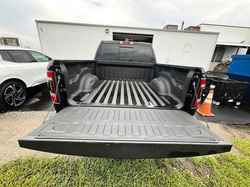 Used 2019 RAM 1500 Big Horn AWD/4WD image 8
