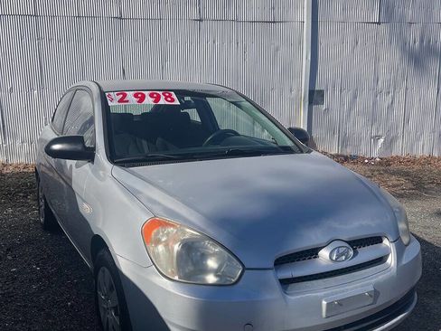 Used 2008 Hyundai Accent GS image 1
