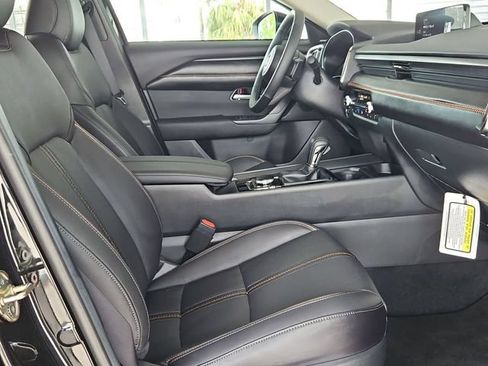 Certified 2025 MAZDA CX-50 2.5 Turbo w/ Premium Plus Pkg AWD/4WD image 28
