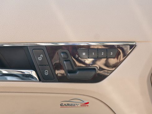 Used 2011 Mercedes-Benz E 350 Cabriolet image 35