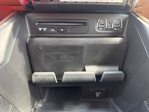 Used 2019 RAM 3500 Limited AWD/4WD image 31