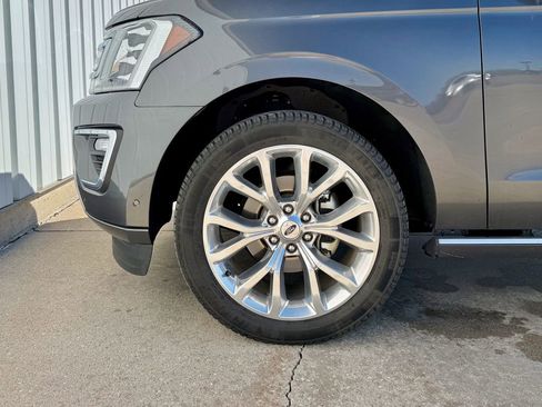 Used 2019 Ford Expedition Limited w/ Equipment Group 302A image 33