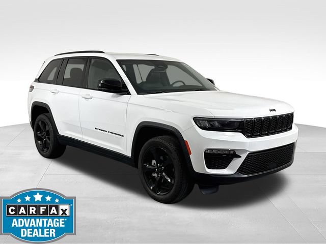 Used 2024 Jeep Grand Cherokee Limited w/ Black Appearance Package AWD/4WD image 1