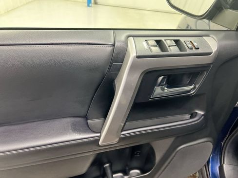 Used 2024 Toyota 4Runner SR5 RWD image 20